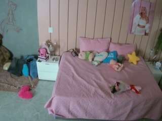 voyeurcam-casa-salsa-bedroom-1