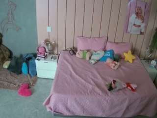 voyeurcam-casa-salsa-bedroom-1