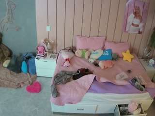 voyeurcam-casa-salsa-bedroom-1