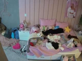 voyeurcam-casa-salsa-bedroom-1