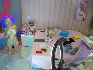 voyeurcam-casa-salsa-bedroom-1