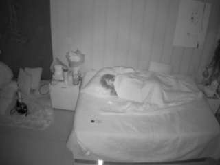 voyeurcam-casa-salsa-bedroom-1