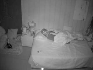 voyeurcam-casa-salsa-bedroom-1