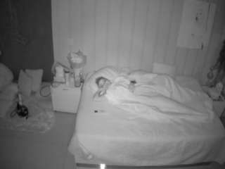 voyeurcam-casa-salsa-bedroom-1