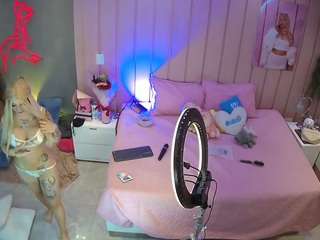 voyeurcam-casa-salsa-bedroom-1