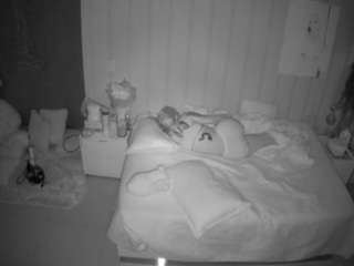 voyeurcam-casa-salsa-bedroom-1