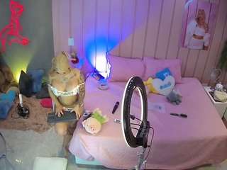 voyeurcam-casa-salsa-bedroom-1