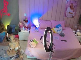voyeurcam-casa-salsa-bedroom-1