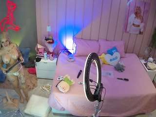 voyeurcam-casa-salsa-bedroom-1
