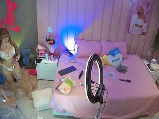 voyeurcam-casa-salsa-bedroom-1