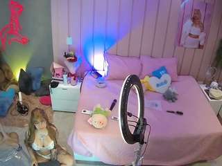 voyeurcam-casa-salsa-bedroom-1