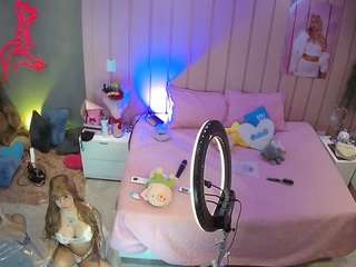 voyeurcam-casa-salsa-bedroom-1