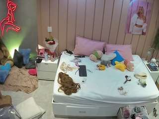 voyeurcam-casa-salsa-bedroom-1