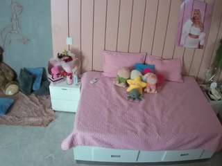 voyeurcam-casa-salsa-bedroom-1