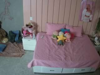 voyeurcam-casa-salsa-bedroom-1
