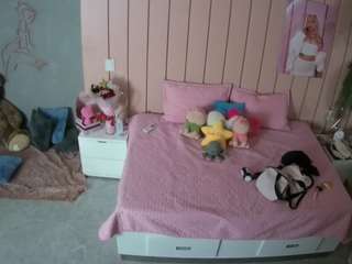 voyeurcam-casa-salsa-bedroom-1