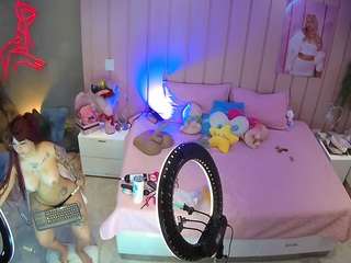 voyeurcam-casa-salsa-bedroom-1
