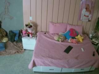 voyeurcam-casa-salsa-bedroom-1