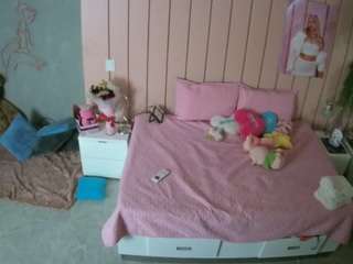 voyeurcam-casa-salsa-bedroom-1