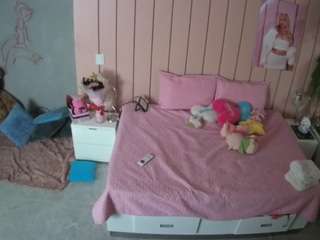voyeurcam-casa-salsa-bedroom-1