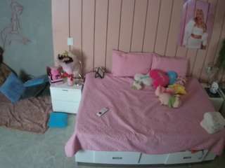 voyeurcam-casa-salsa-bedroom-1