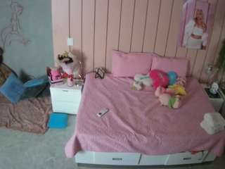 voyeurcam-casa-salsa-bedroom-1