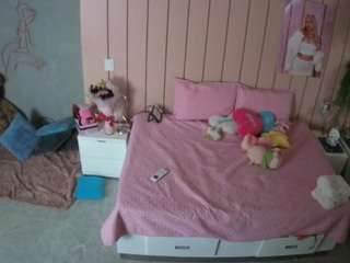 voyeurcam-casa-salsa-bedroom-1