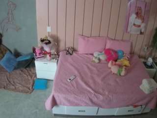 voyeurcam-casa-salsa-bedroom-1
