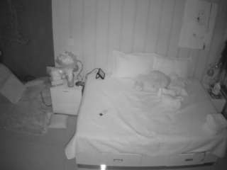 voyeurcam-casa-salsa-bedroom-1
