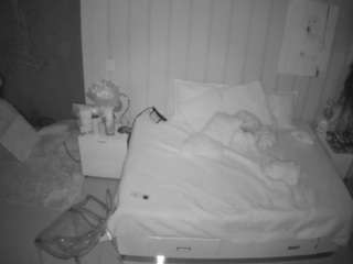 voyeurcam-casa-salsa-bedroom-1 Live Webcam on CamSoda