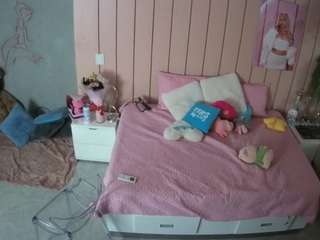 voyeurcam-casa-salsa-bedroom-1
