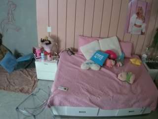 voyeurcam-casa-salsa-bedroom-1
