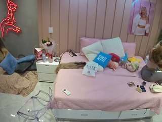 voyeurcam-casa-salsa-bedroom-1