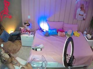 voyeurcam-casa-salsa-bedroom-1