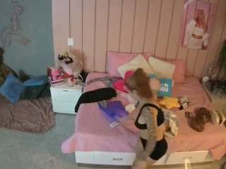 voyeurcam-casa-salsa-bedroom-1