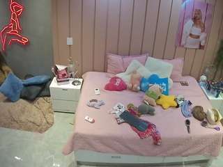 voyeurcam-casa-salsa-bedroom-1