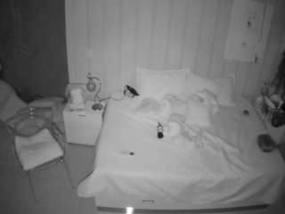 voyeurcam-casa-salsa-bedroom-1