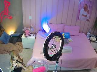 voyeurcam-casa-salsa-bedroom-1
