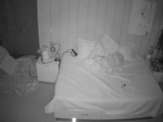 voyeurcam-casa-salsa-bedroom-1