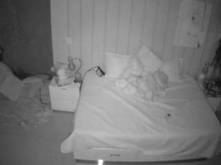 voyeurcam-casa-salsa-bedroom-1