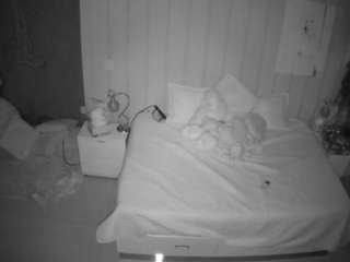voyeurcam-casa-salsa-bedroom-1