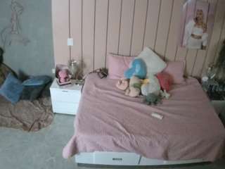 voyeurcam-casa-salsa-bedroom-1
