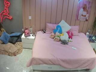 voyeurcam-casa-salsa-bedroom-1