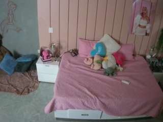voyeurcam-casa-salsa-bedroom-1