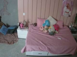 voyeurcam-casa-salsa-bedroom-1