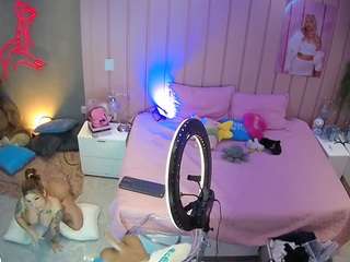 voyeurcam-casa-salsa-bedroom-1