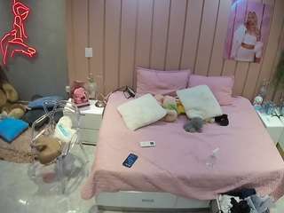 voyeurcam-casa-salsa-bedroom-1