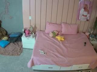 voyeurcam-casa-salsa-bedroom-1