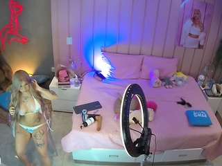 voyeurcam-casa-salsa-bedroom-1