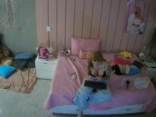 voyeurcam-casa-salsa-bedroom-1